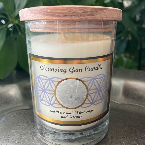 Soy Candle with White Sage and Selenite - Picture 2 of 5